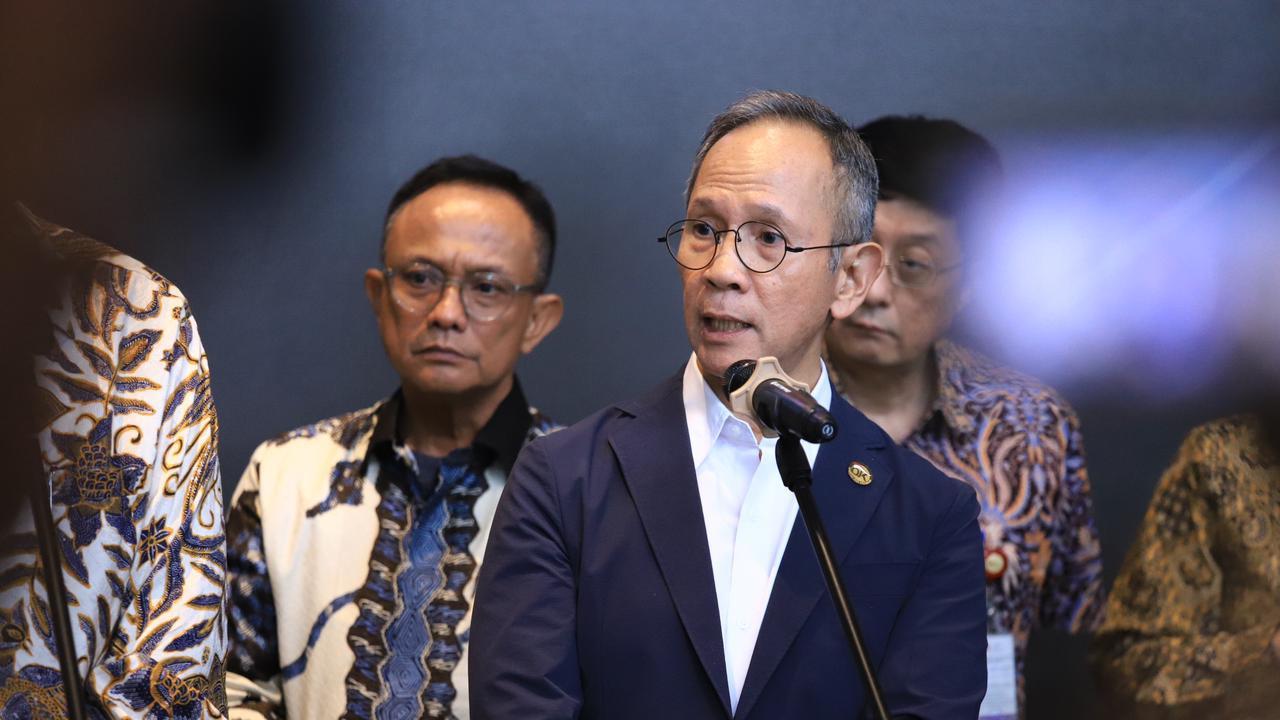 Profil Mahendra Siregar, Ketua Dewan Komisioner OJK Mengundurkan Diri Hari Ini