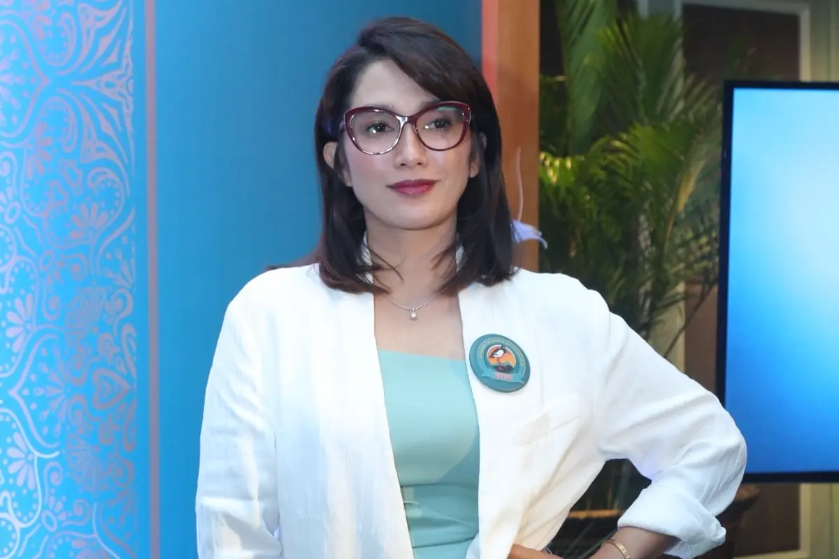 [Fimela] Ussy Sulistiawaty