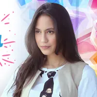 HL Celeb Bio Pevita Pearce (Fotografer: Adrian Putra, Desain: Nurman Abdul Hakim/Bintang.com)