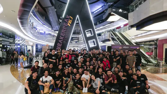 [FIMELA] Indonesia Sneaker Team, Koleksi Alas Kaki dengan Passion