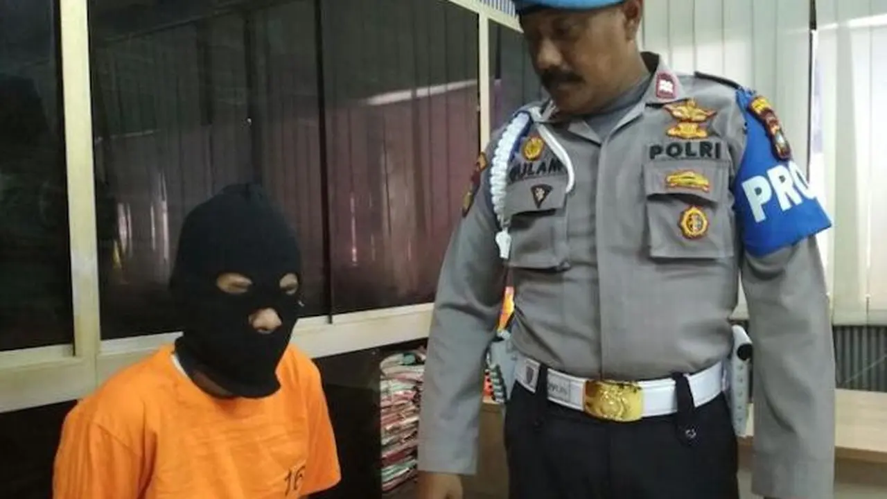 Ayah Superkejam