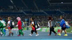 Atlet Paralimpik Rio 2016 meninggalkan arena usai berlaga pada final cabang Tolak peluru - F40 di Olympic Stadium, Rio de Janeiro, Brasil, (11/9/2016). (AFP/OIS/IOC/Bob Martin for OIS)