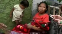 Berniat menuju ke rumah bersalin, seorang ibu justru melahirkan bayinya di sebuah gang di Jakarta Barat.