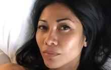 Akui Tak Jalani Botox atau Filler, Intip 6 Potret Anggun C Sasmi Tanpa Makeup Pancarkan Kecantikan Natural