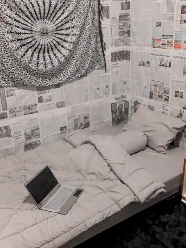 Kreatif Sekaligus Kocak, Ini 6 Potret Kamar Tidur Pakai Wallpaper Koran