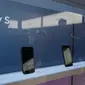 Deretan smartphone Samsung seri S sebelum Galaxy S9 juga dipamerkan di ajang Mobile World Congress 2018 (Liputan6.com/ Agustin Setyo W)