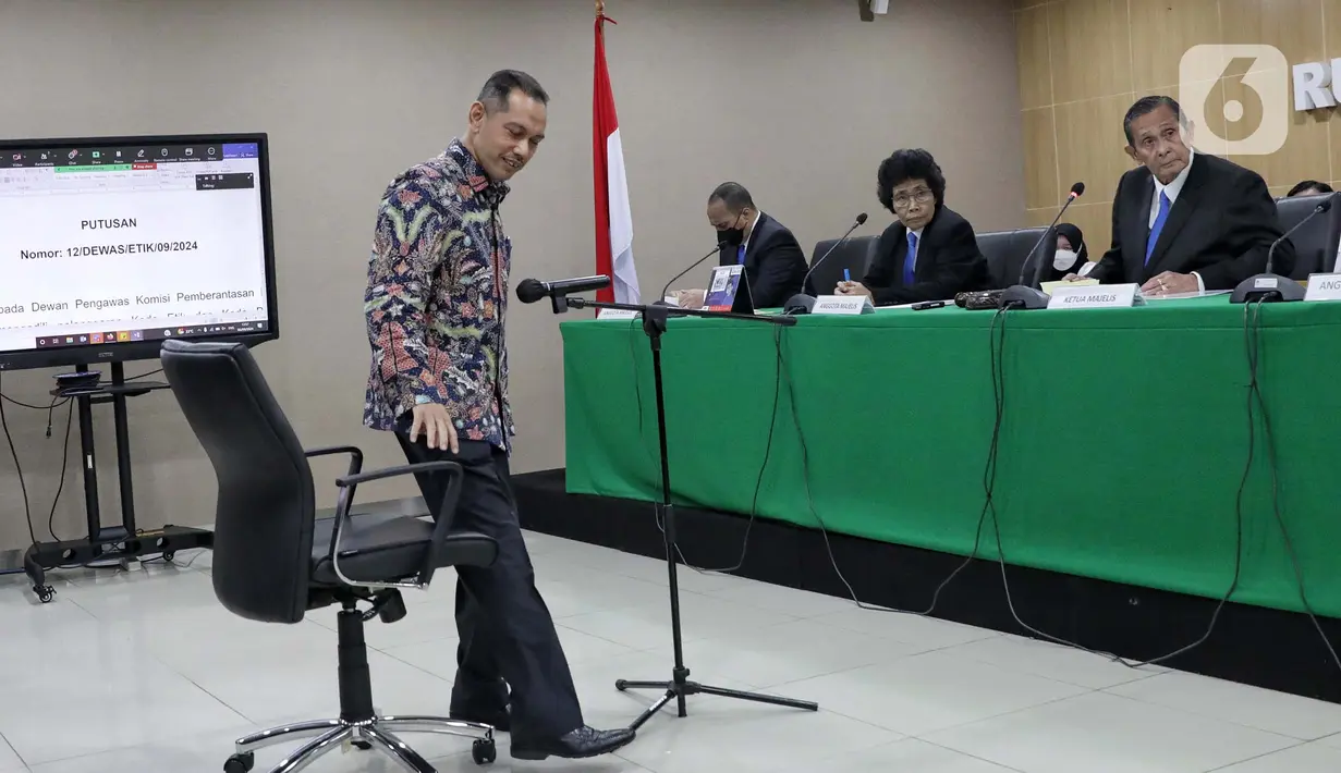 Wakil Ketua KPK Nurul Ghufron bersiap mengikuti putusan sidang etik di gedung ACLC Komisi Pemberantasan Korupsi (KPK), Jakarta, Jumat (6/9/2024). (Liputan6.com/Angga Yuniar)