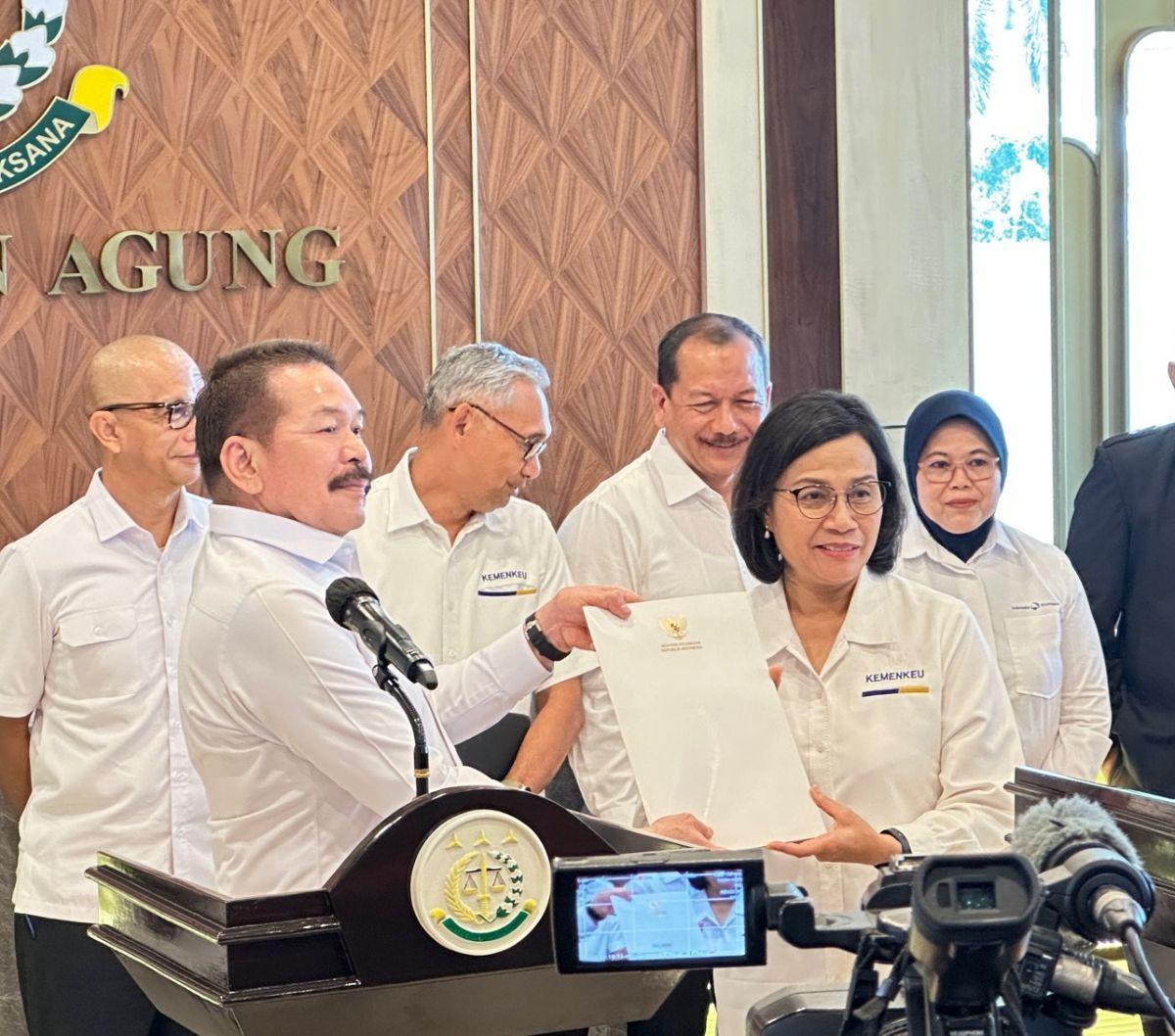 "Untuk terus melakukan pembersihan di dalam tubuh LPEI dan neraca LPEI," kata Sri Mulyani.