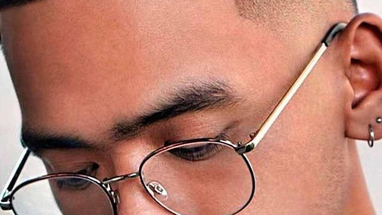 <b>Model Rambut Buzz Cut</b>