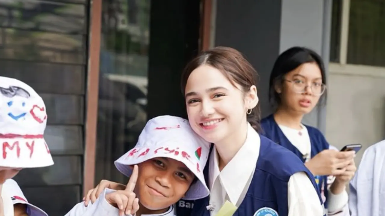Syifa Hadju