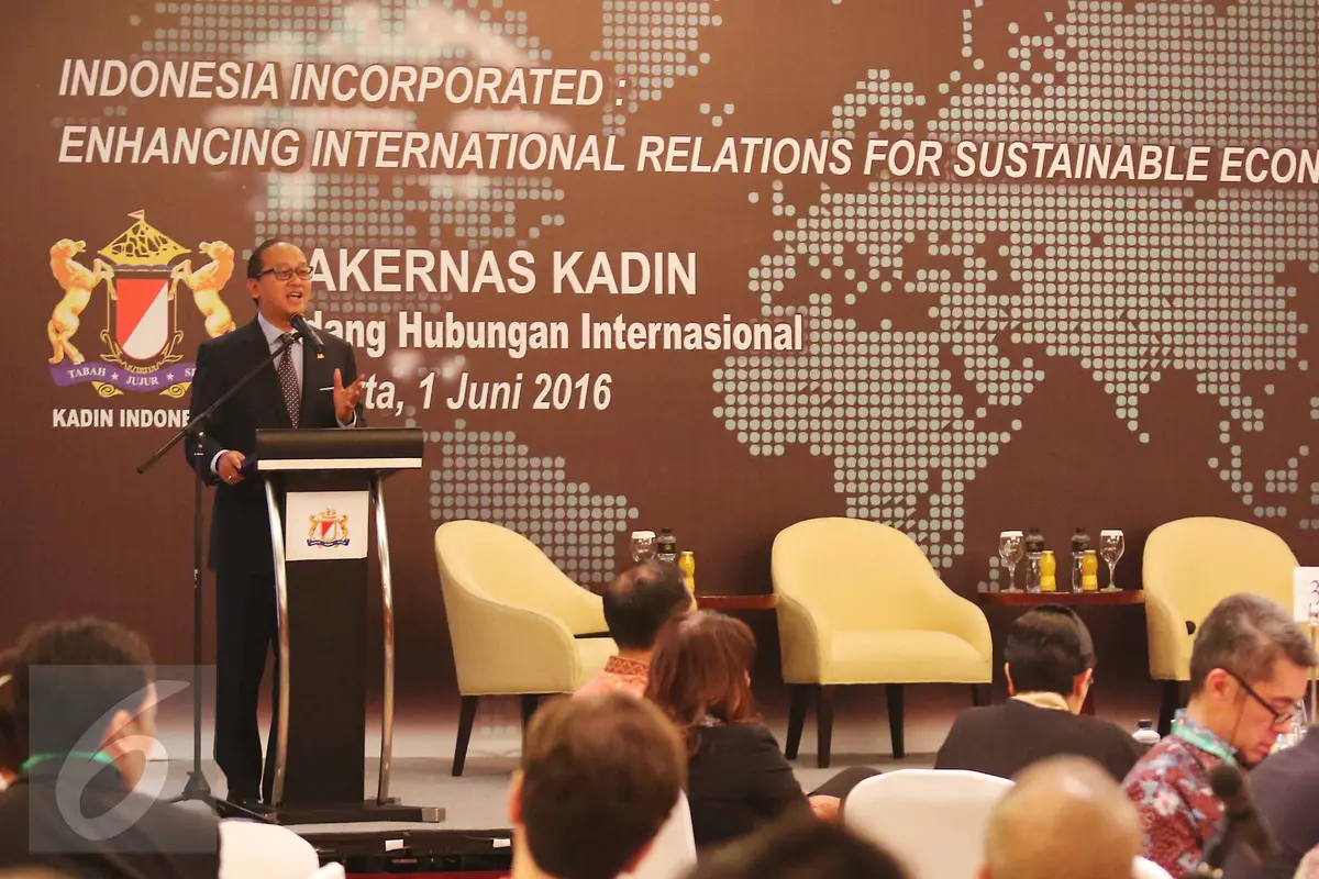20160601-Para Menteri Ikuti Rakernas Kadin Bidang Hubungan International