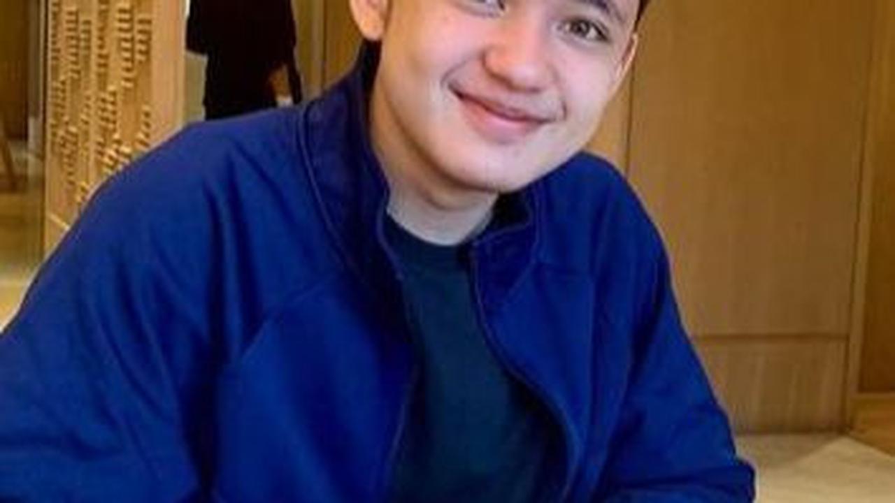 Alwi Juga Seorang Penyanyi<br>
