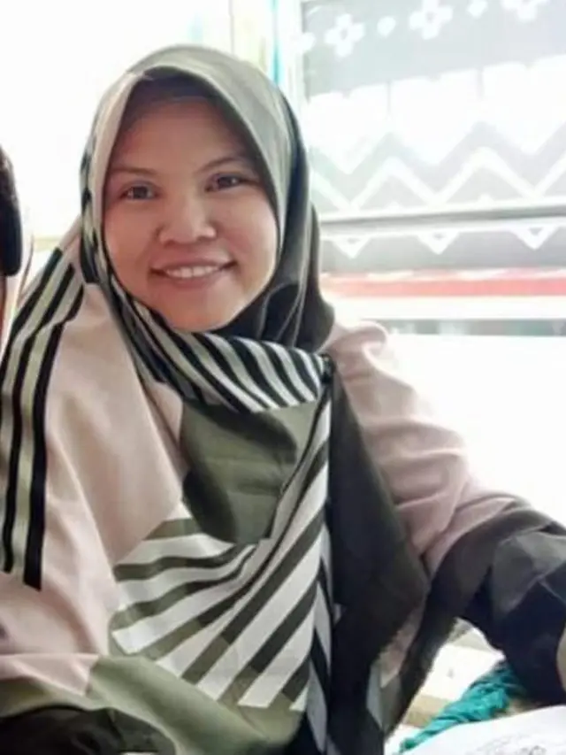 Julkaidah, bidan desa di Kabupaten Dompu meninggal akibat tersambar petir. (Istimewa/Miftahul Yani)