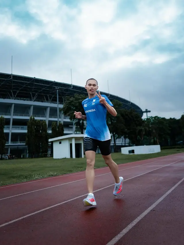 Wanda Hara Pamer Otot Perut, Konsisten Olahraga Lari dan Siap Ramaikan Tokyo Marathon (credit: instagram/wanda_haraa).