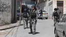 Sementara itu, pihak berwenang Palestina mengecam tindakan tersebut dan menyebutnya sebagai pelanggaran hak anak-anak untuk mendapatkan pendidikan. (AHMAD GHARABLI/AFP)