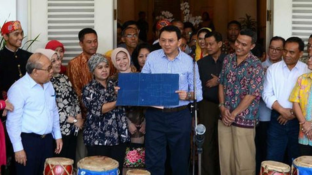 Lewat telepon, JK minta Ahok segera bereskan masalah sampah