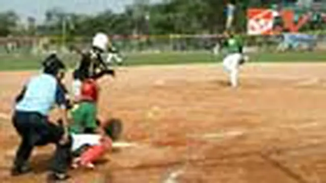 Baseball dan Softbal Uji Coba Lapangan