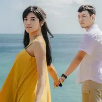 DJ Una belum lama ini telah melepas masa lajangnya lantaran dipersunting oleh seorang pria tampan bernama Irsan Ramadhan. Tepat di tanggal 9 Juli 2017, DJ Una resmi menjadi istri Irsan. (Instagram/putriuna)