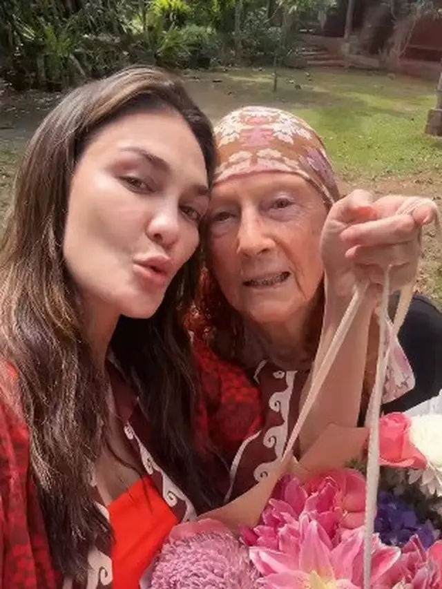 Ultah Ibu Luna Maya