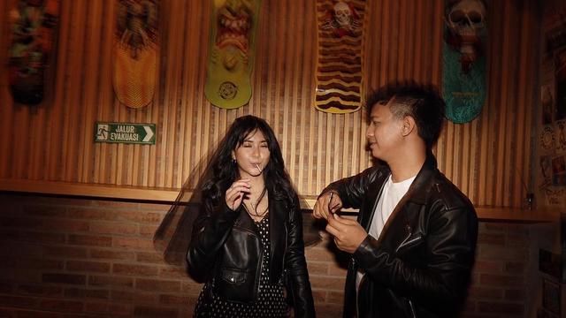 Punya Selera Sama, Ini 6 Potret Prewedding Adinda Azani dan Armand Zachary