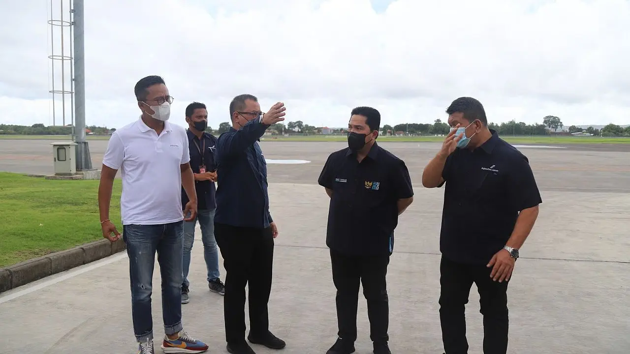 Menteri BUMN Erick Thohir meninjau langsung kesiapan bandara I Gusti Ngurah Rai, menjelang gelaran Konferensi Tingkat Tinggi (KTT) G20 di Bali. (Dok BUMN)