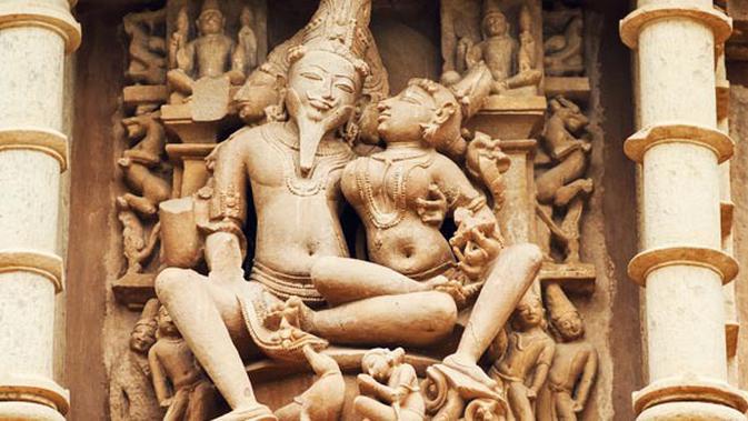 Kuil Kama Sutra Berbagai Posisi Erotis Ada Di Sana Lifestyle Fimela Com