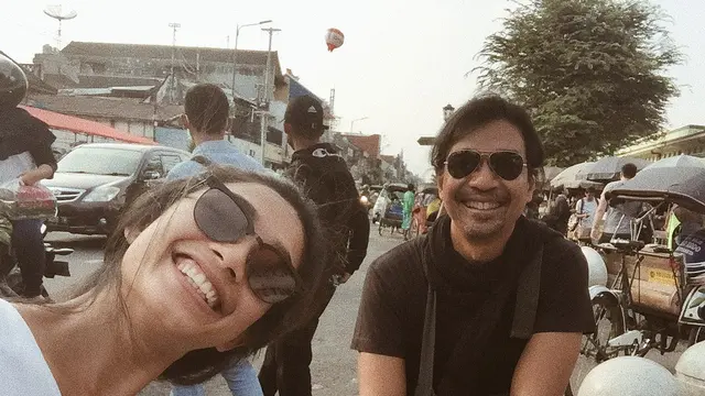 Terpaut 17 Tahun Ini 7 Potret Kebersamaan Dimas Djay dan Faradina Mufti