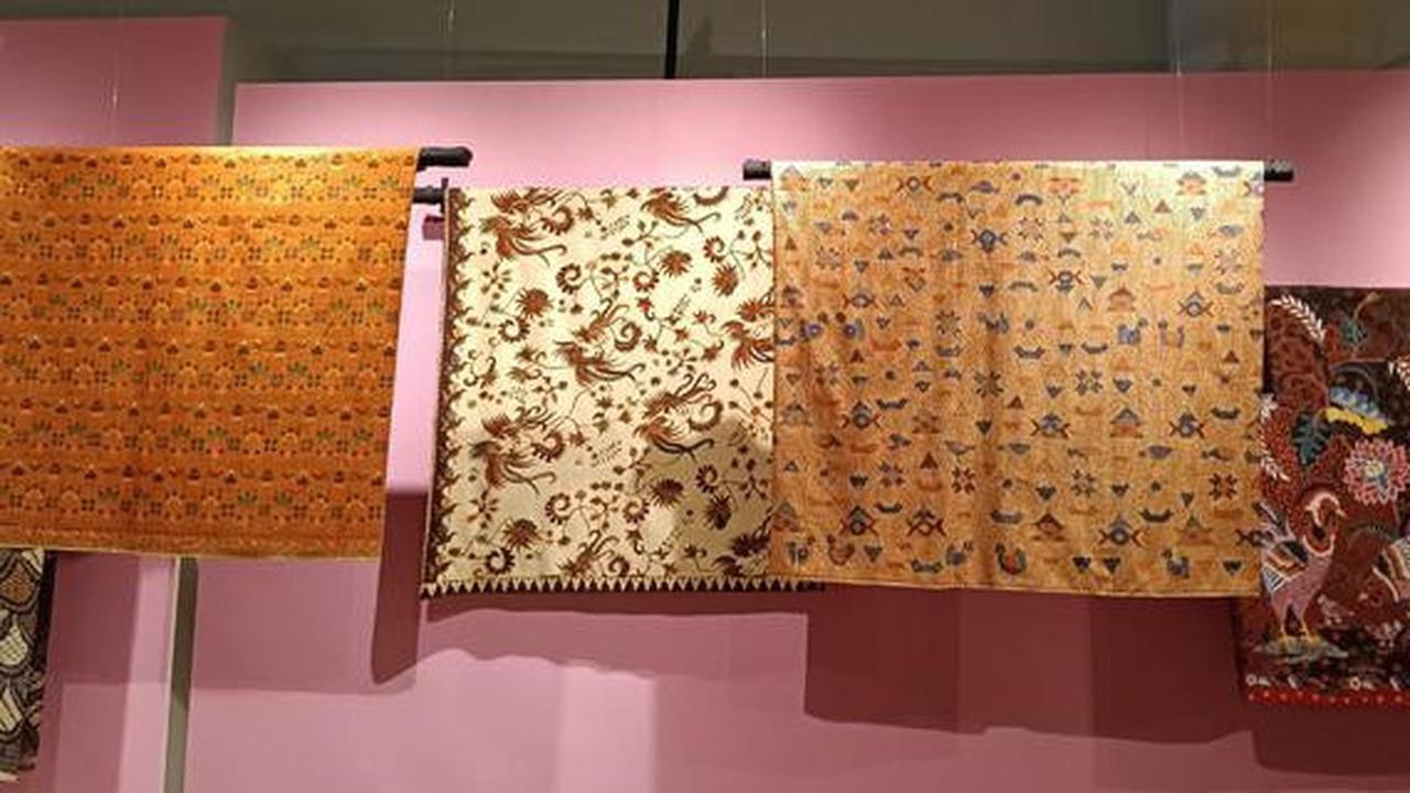 Keunikan Motif Batik Ayam yang saat Ini Dipamerkan di Museum Batik Indonesia