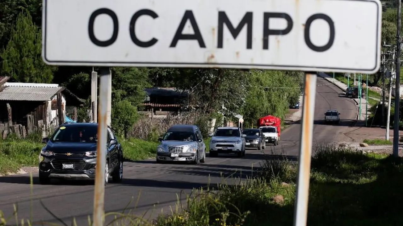 Seluruh polisi di kota Ocampo, Meksiko, ditahan karena diduga terlibat dalam kasus pembunuhan terhadap seorang calon walikota (ASP/Raul Tinoco)