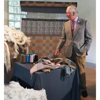 Mengintip syal wol buatan Pangeran Charles untuk akhir tahun (Foto: instagram/campaignforwool)