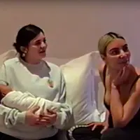 Kim Kardashian pun mengaku bahwa dia sangat bangga karena Kylie Jenner menjalani sesuatu yang ia inginkan dalam hidupnya. (Youtube)