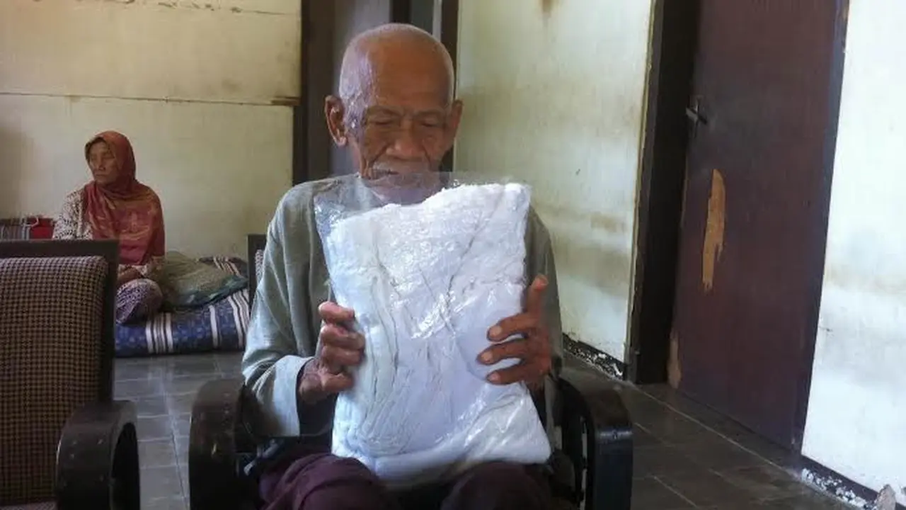 Kakek Ambari