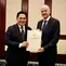 Ketua PSSI, Erick Thohir, bersama Presiden FIFA, Gianni Infantino. (Bola.com/Instagram Gianni Infantino).
