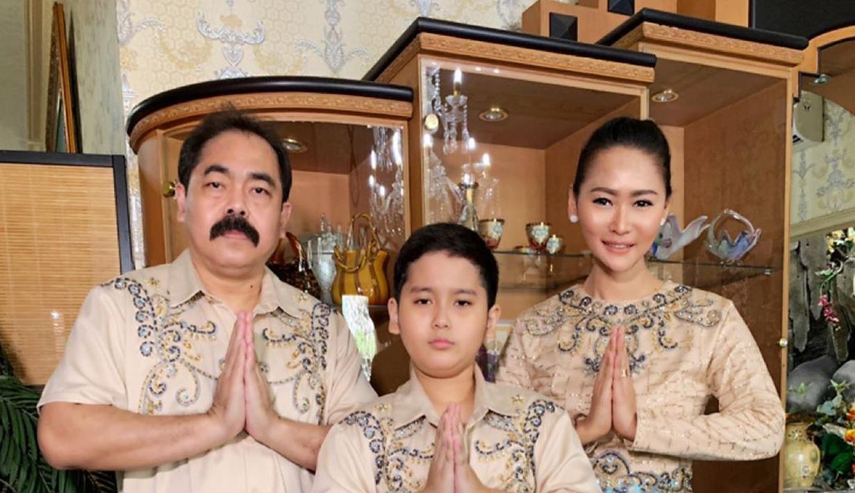 Foto Kebersamaan Inul Daratista Dengan Sang Anak Penuh Kasih Sayang Surabaya Liputan6 