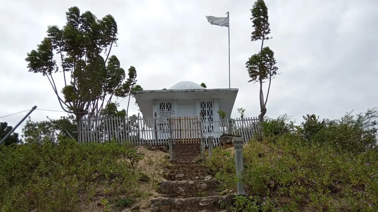 Makam Keramat Imam Malik Gorontalo