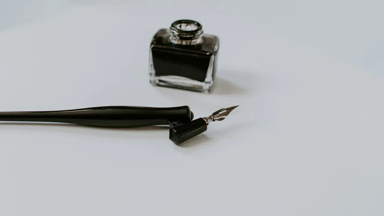 Ilustrasi Tinta (Unsplash)