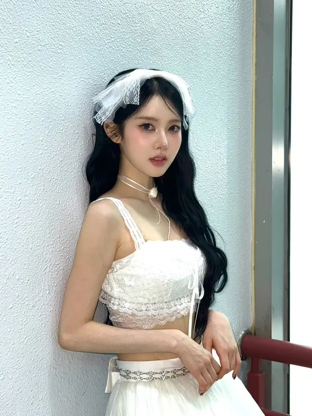 Park Si Eun