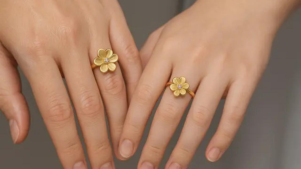 7 Model Cincin Kembar Ibu dan Anak Perempuan, Simbol Cinta Sepanjang Masa