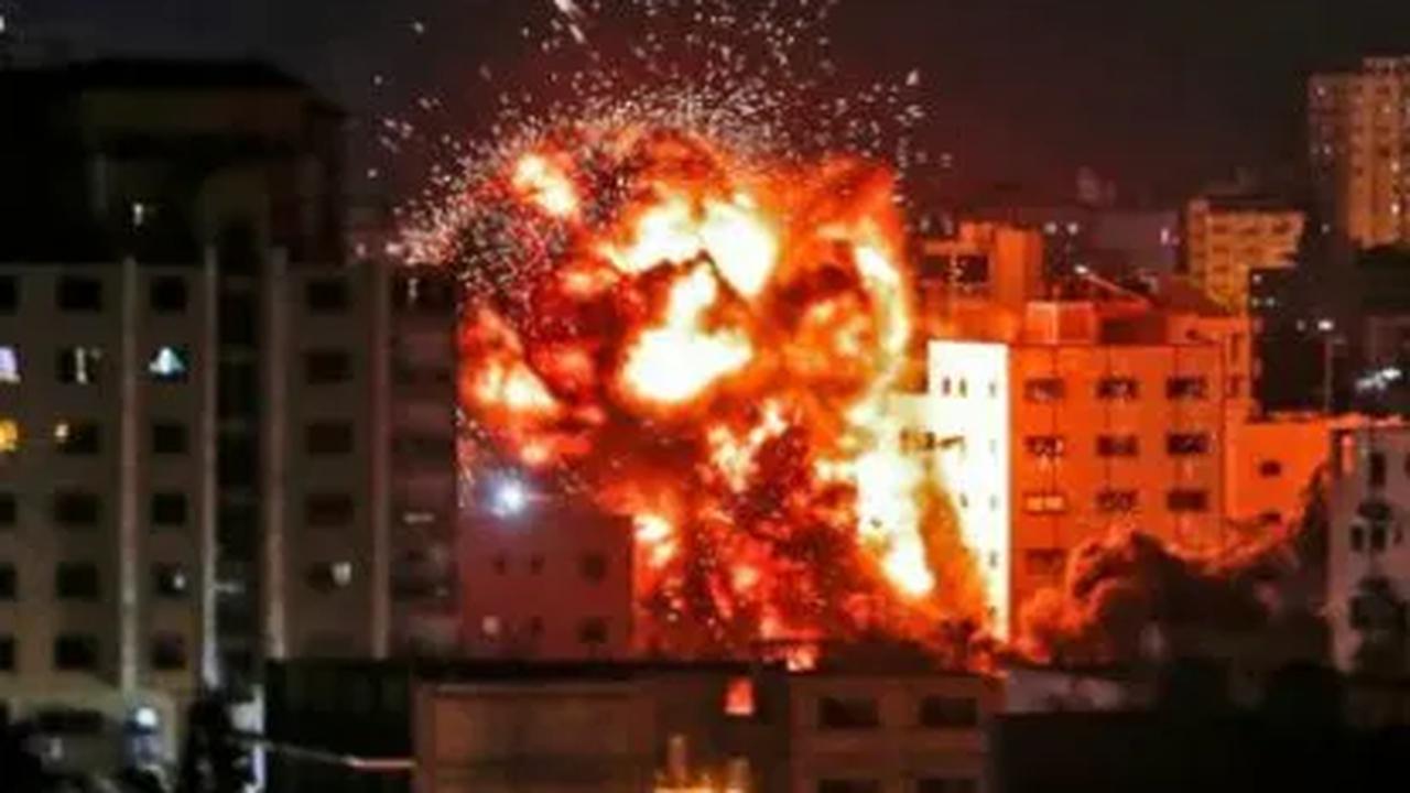 Sedangkan, menurut Lembaga PBB (OCHA dan UNRWA) terdapat sebanyak 600.000 jiwa mengungsi di bagian tengah dan selatan Gaza dengan kondisi yang memprihatinkan.