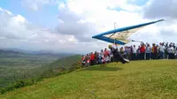 Paragliding Trip of Indonesia (TROI) digelar kembali dan dimulai di Dhamasraya, Sumatera Barat (dok: Kemenpora)