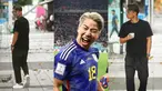 Timnas Jerman di luar dugaan takluk 1-2 dari Timnas Jepang pada laga pertama Grup E Piala Dunia 2022, Kamis (24/11/2022). Takuma Asano adalah pahlawan kemenangan The Samurai Blue di laga ini. Ia berhasil mencetak kemenangan Jepang di menit ke-83. Siapa sosok Takuma Asano dan bagaimana potretnya saat berada d luar lapangan? Simak selengkapnya di bawah ini.&nbsp;(FOTO: instagram.com/asatakugram/)
