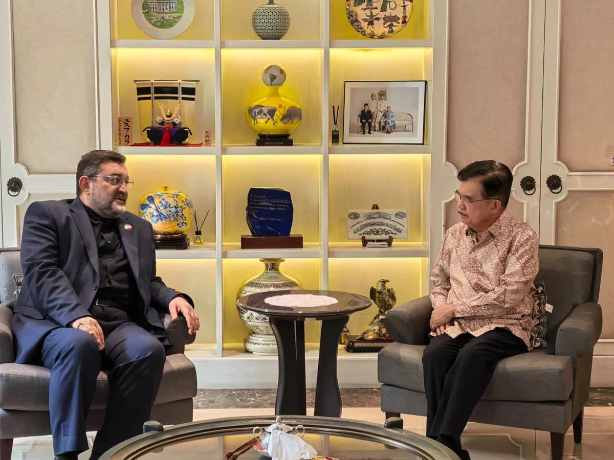 Jusuf Kalla Terima Kunjungan Dubes Iran, Bahas Situasi Terkini dan Peluang Mediasi Indonesia