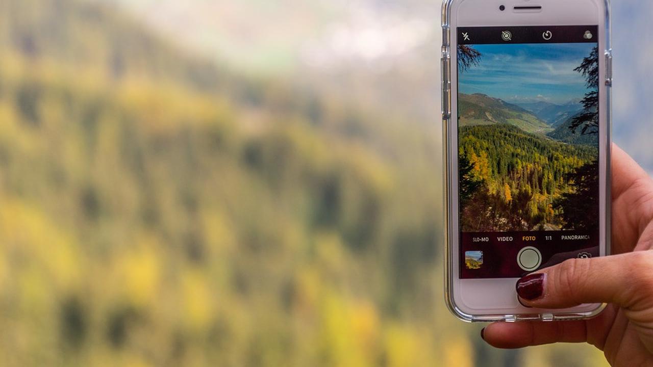 ILustrasi edit video