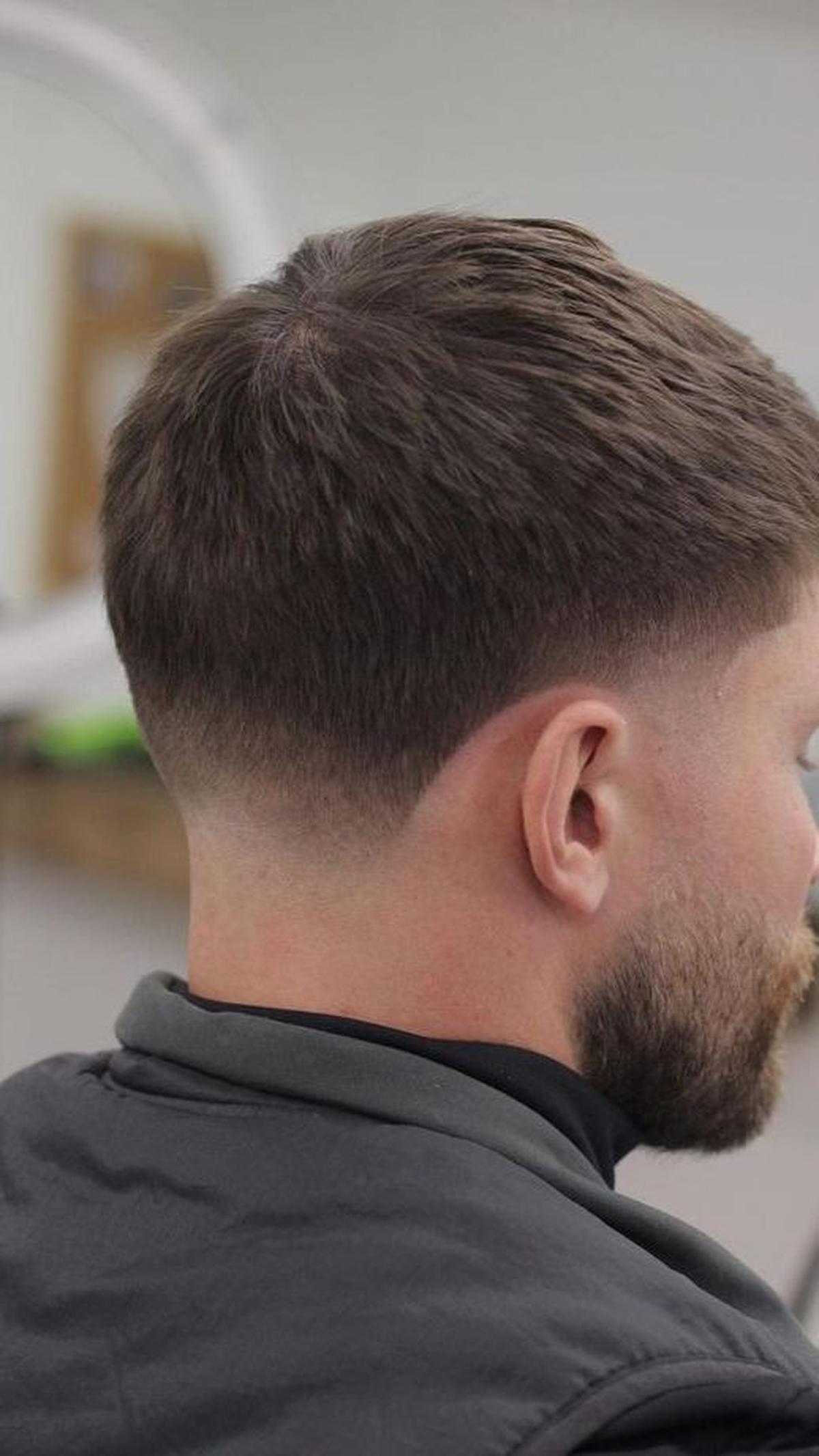 <b>Gaya Rambut Taper Fade</b>