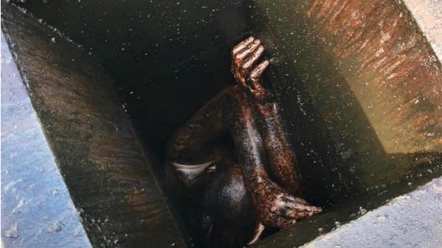 Berniat Mencuri, Pria Ini Malah Terjebak di Lubang Pembuangan 2 Hari