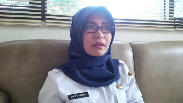 20160421-Lurah Debby