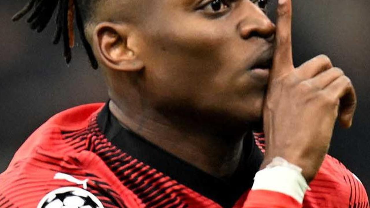 FOTO: Perkasa, AC Milan Bungkam PSG 2-1 dan Bikin Mbappe Tak Berkutik