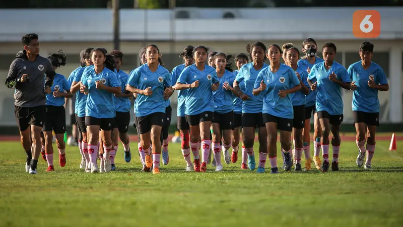 Foto: Songsong Piala Asia Wanita 2022, Timnas Wanita Indonesia Giatkan Latihan