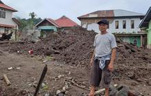 Kisah Korban Banjir Sumbar Tetap Bersyukur Meski Kehilangan Semua Harta Benda