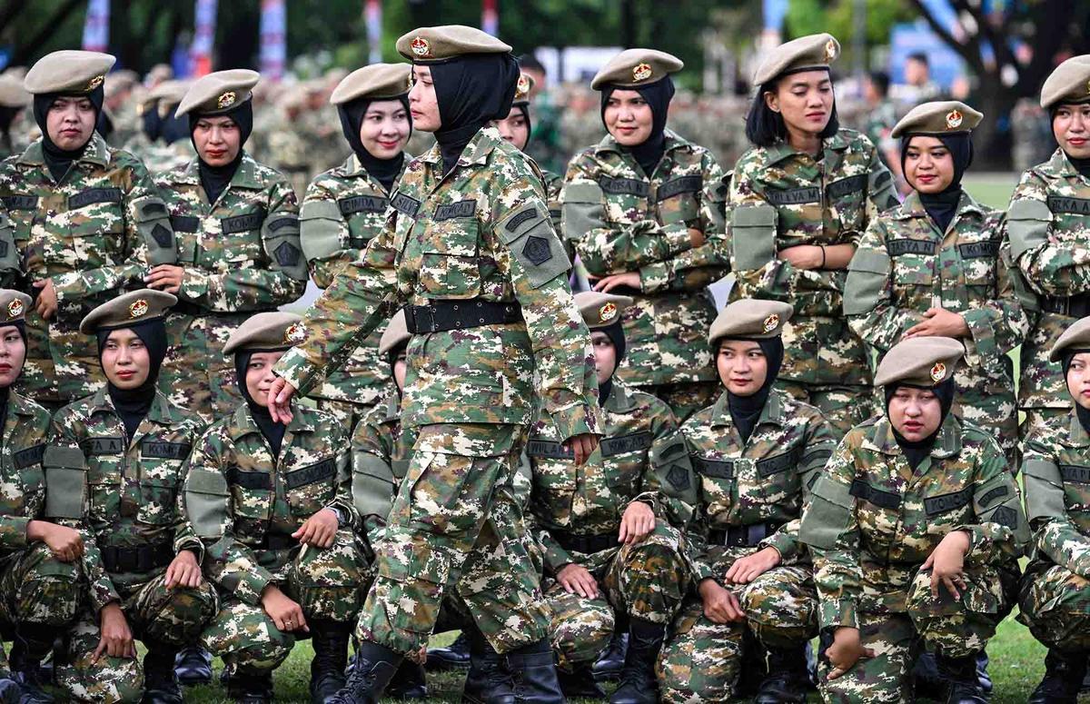 FOTO: Lulus Pendidikan Militer, Komcad TNI Siap Bela Negara dari Garis Sipil